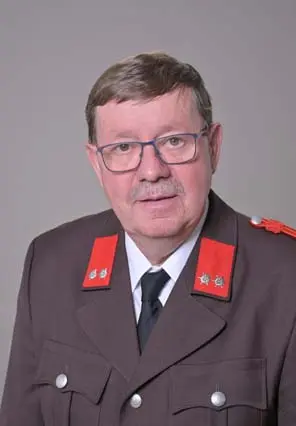 Mannschaft der freiwilligen Feuerwehr Oberaich
