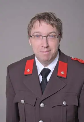 Mannschaft der freiwilligen Feuerwehr Oberaich