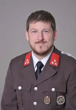 Mannschaft der freiwilligen Feuerwehr Oberaich