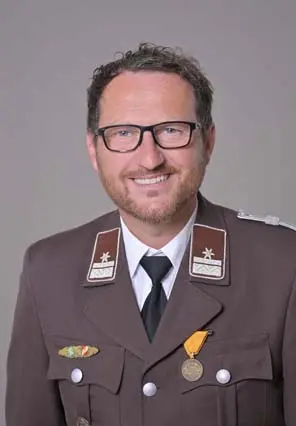 Mannschaft der freiwilligen Feuerwehr Oberaich