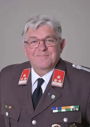 Mannschaft der freiwilligen Feuerwehr Oberaich