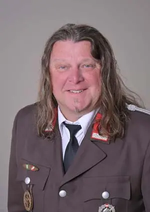 Mannschaft der freiwilligen Feuerwehr Oberaich