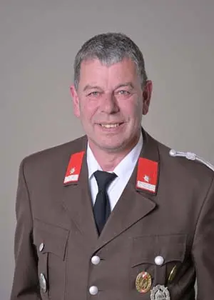 Mannschaft der freiwilligen Feuerwehr Oberaich