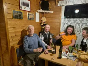 Stockschiessen in der Utscher Eishütte gegen die Naturfreunde